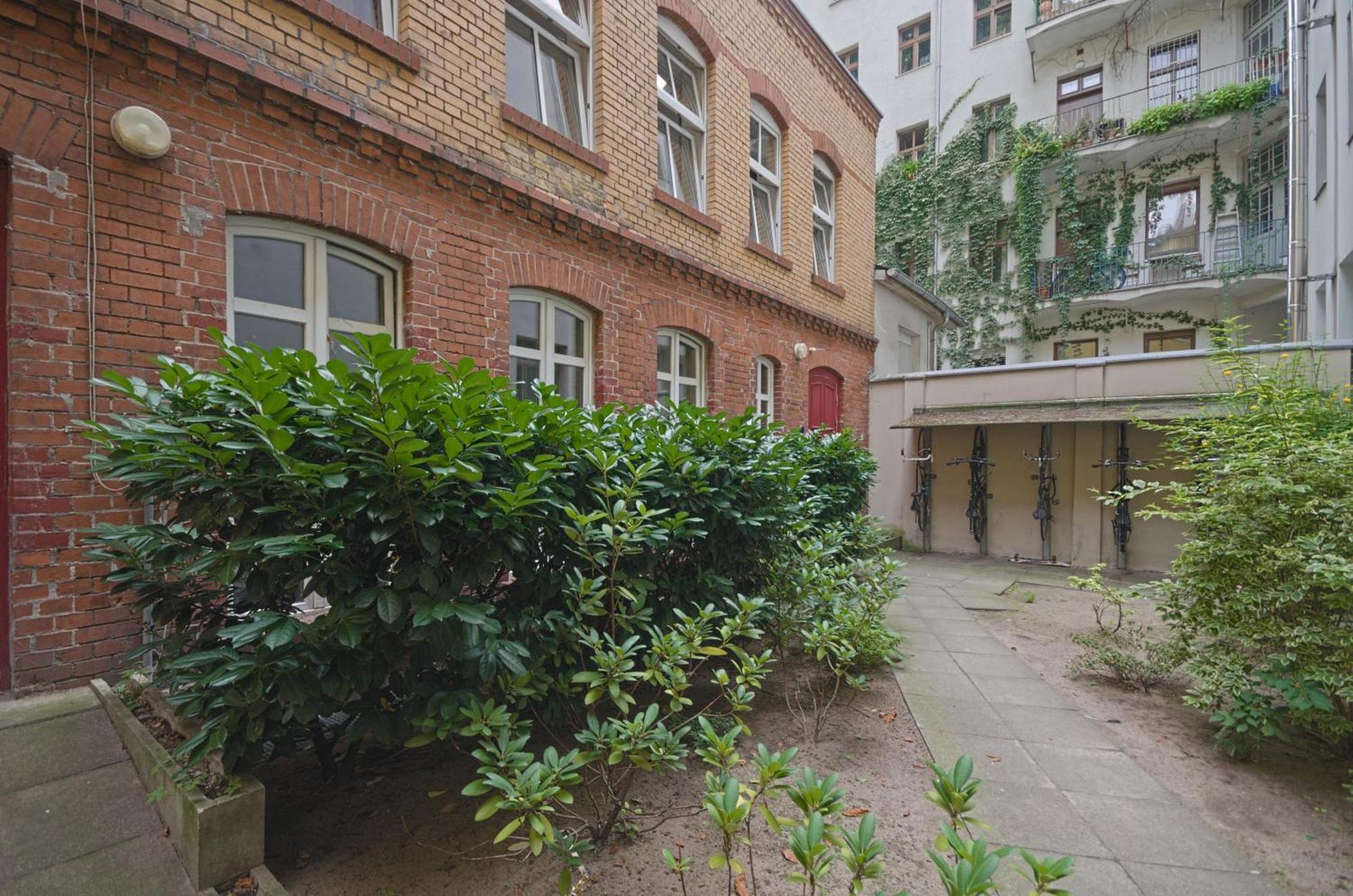 Quiet Courtyard Apartment ベルリン エクステリア 写真
