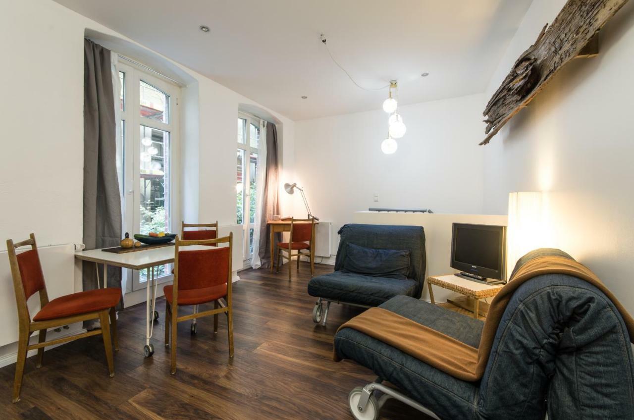 Quiet Courtyard Apartment ベルリン エクステリア 写真